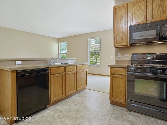 4th image of 1982 Cobblestone Dr Unit 1982