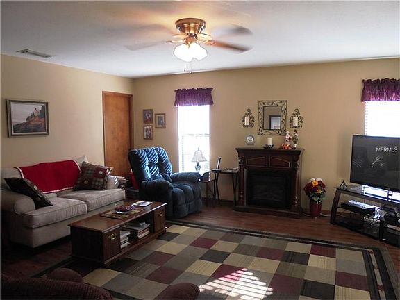 4th image of 30245 Harris Dr