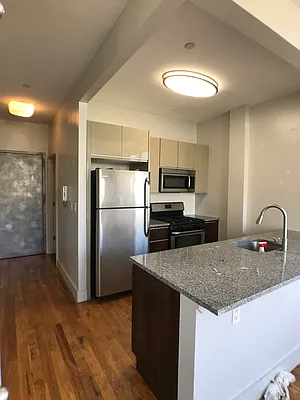Rented by City Vista Inc | media 8
