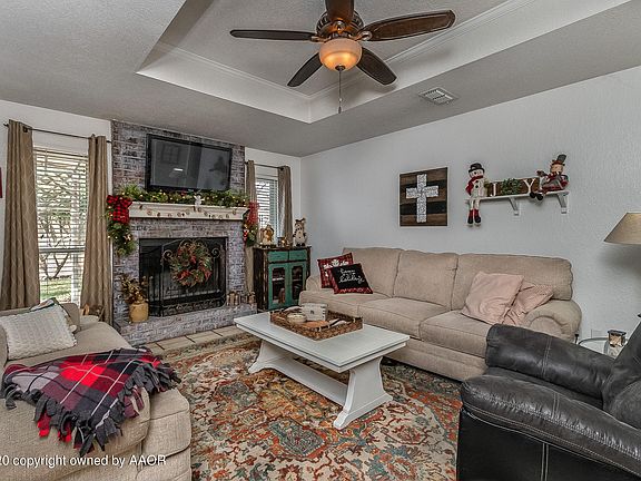 3rd image of 6904 Newlin Cir
