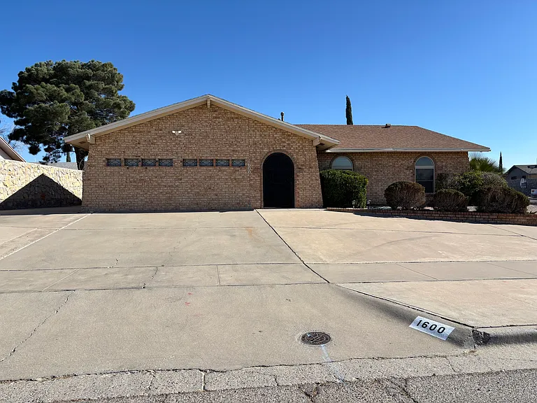 1600 Billie Marie Dr — Photo 3