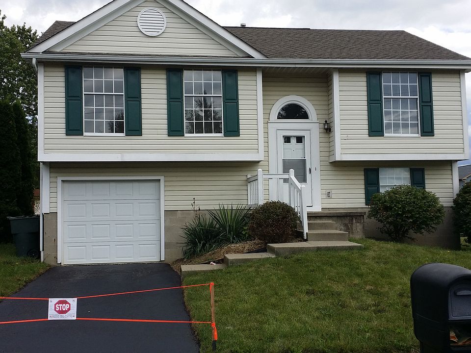 1st image of 2858 Arrowsmith Dr