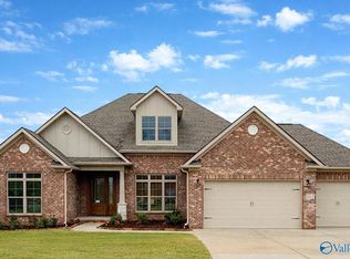 102 Green Lite Way, Huntsville, AL 35811