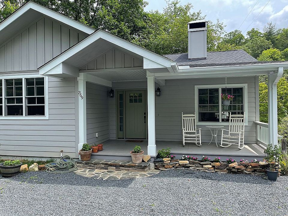 2nd image of 369 Sully Ln