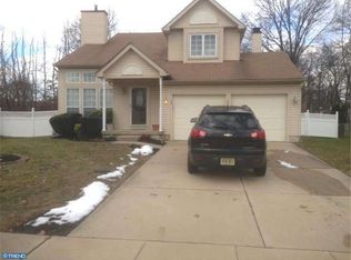 54 Rosalind Cir, Sicklerville, NJ 08081