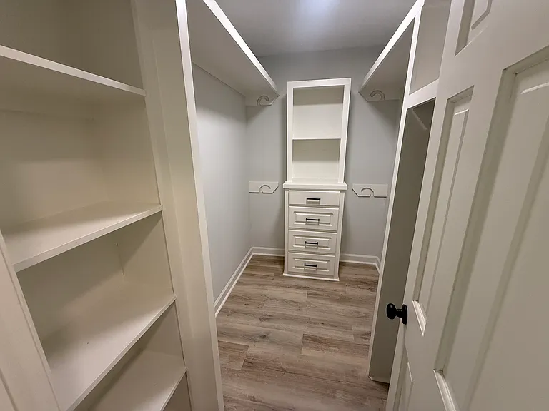 109 Park Ln — Photo 12