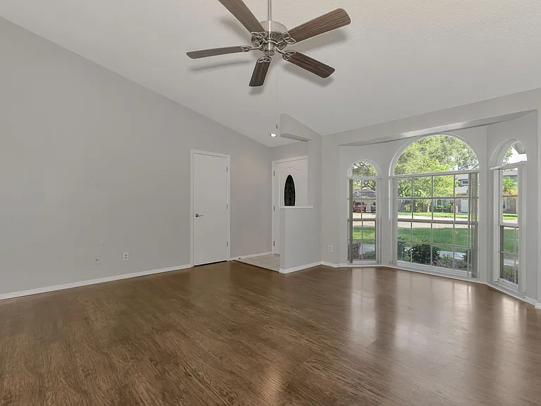 3026 Grafton St — Photo 7
