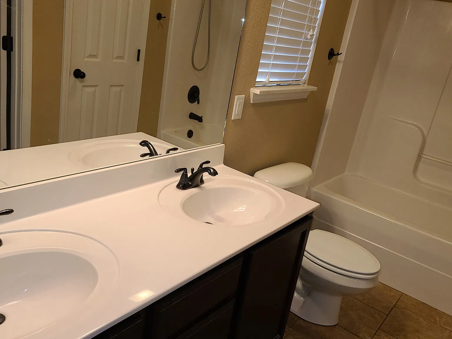 3 bed, 1215 sqft, $1,500 — Photo 4
