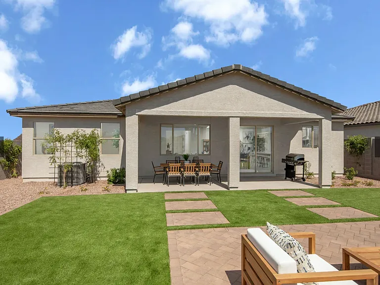 1477 E Fleet Pl — Photo 9