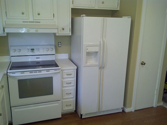 4th image of 1624 Hollow Dr