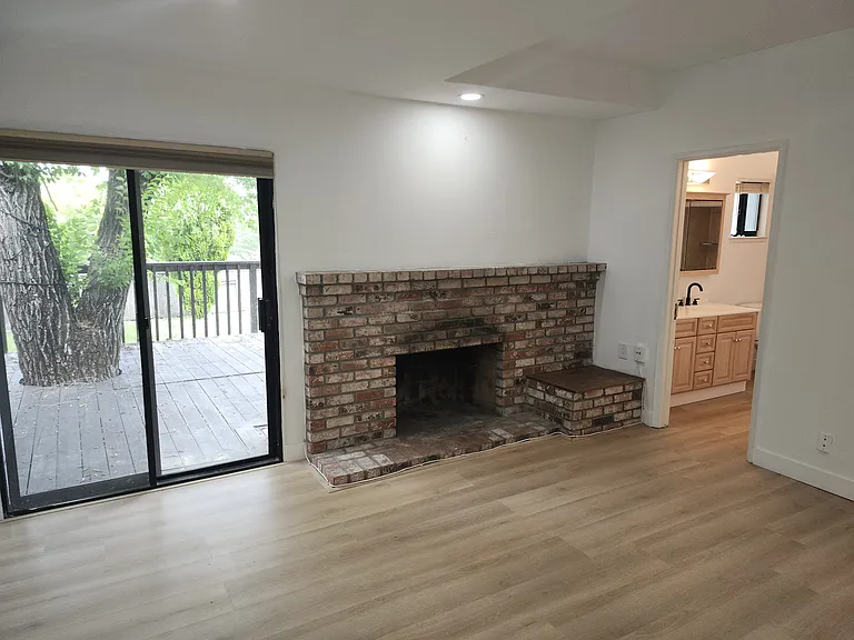 2542 Mockingbird Hill Rd — Photo 16