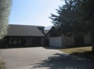 1911 Glynnwood Dr, Bartlesville, OK 74006