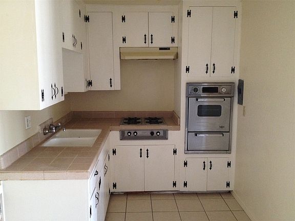 5th image of 1210 W Stoneridge Ct APT 16