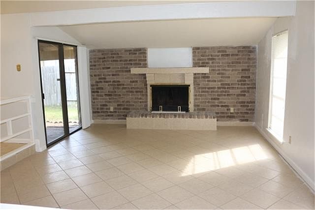 1st image of 15310 Camino Del Sol Dr