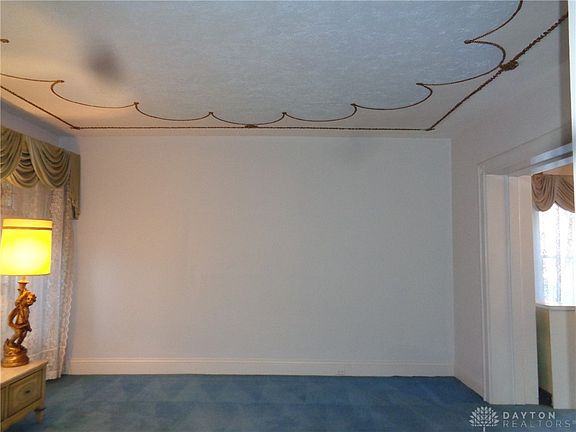 5th image of 516 McLain St