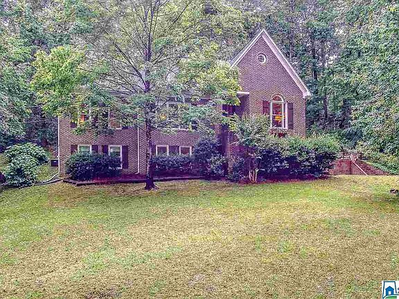 3rd image of 524 Creekwood Pl