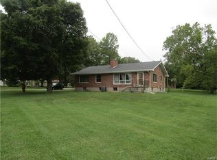 1817 Doubet Rd, Farmington, MO 63640