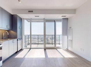 7895 Jane St #2406, Vaughan, ON L4K 0K2