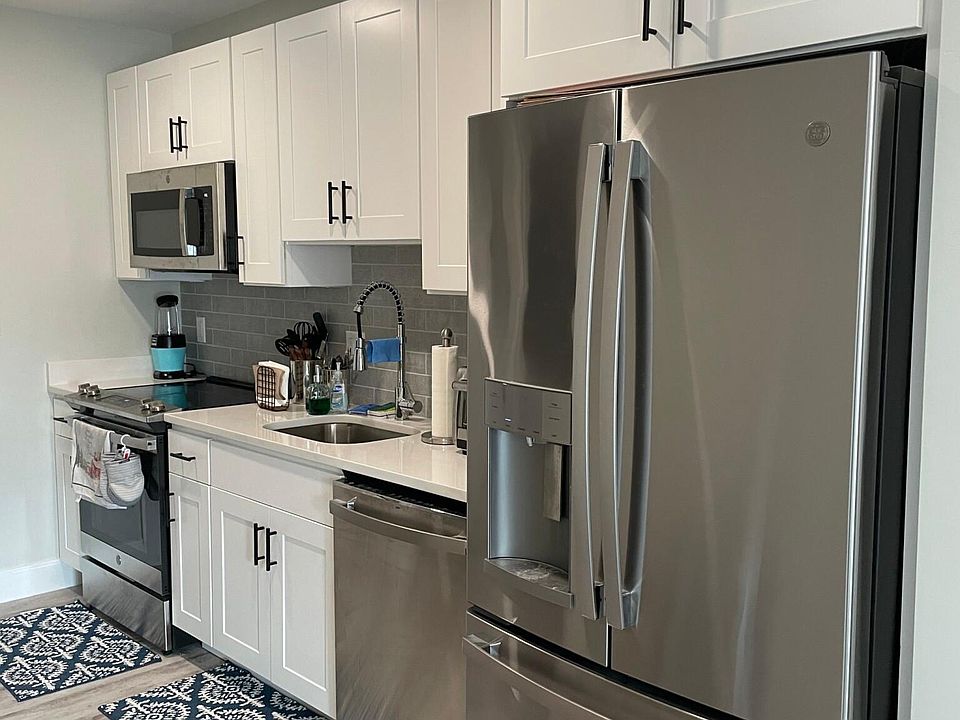 2nd image of 200 Old Colony Ave #311NH