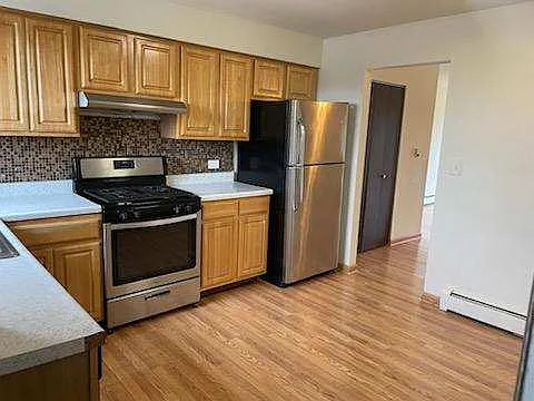 2 bed, 1000 sqft, $1,950 — Photo 1