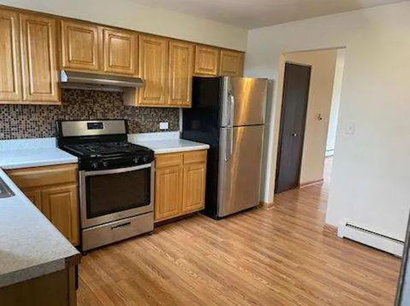 3630 Salem Walk #Gb, Northbrook, IL 60062