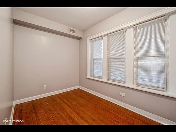 5th image of 7002 S Vernon Ave #3