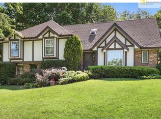8451 Dice Ln, Lenexa, KS 66215