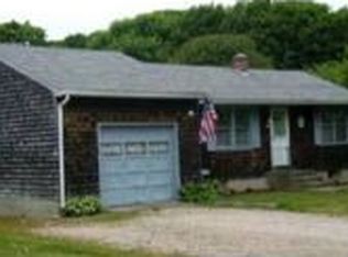 56 Inez St, Narragansett, RI 02882