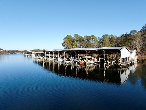 4th image of 115 Marina Dr