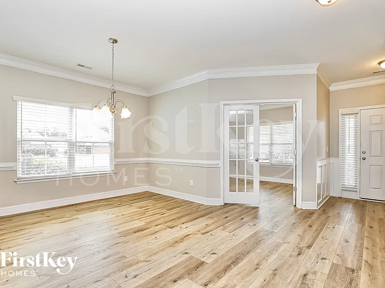 7 Cloverfield Ct — Photo 6