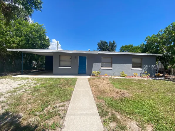 724 5th St SW, Vero Beach, FL 32962