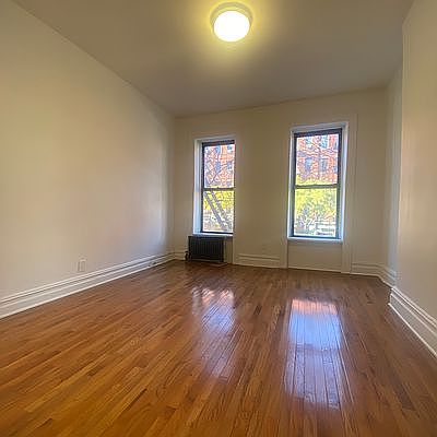 5th image of 929 Columbus Ave APT 1A