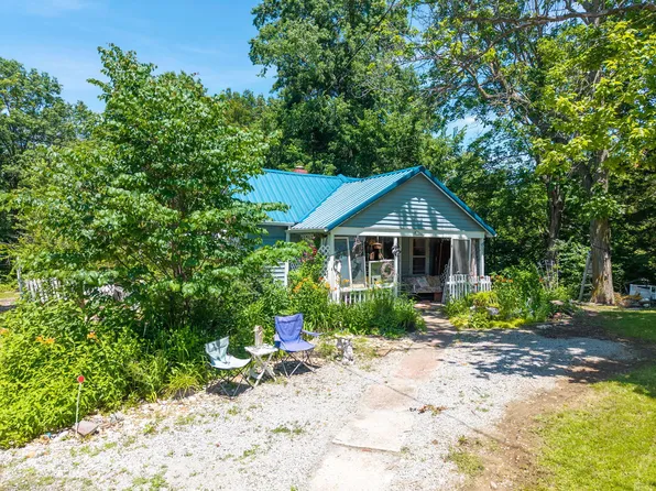 4707 Saint Charles Rd, Columbia, MO 65201