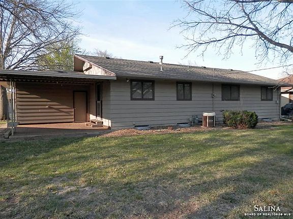 5th image of 1004 Millwood Dr