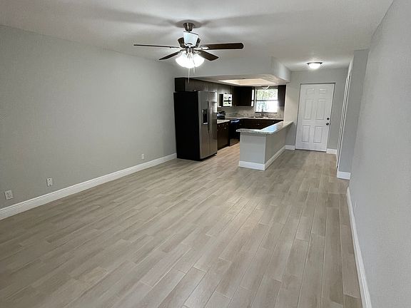 4th image of 3178 Shingle Creek Ct #A