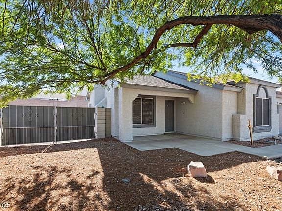 4th image of 805 Lupine Ct