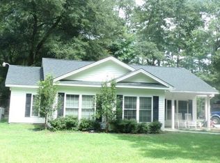 308 Pineland Rd, Walterboro, SC 29488