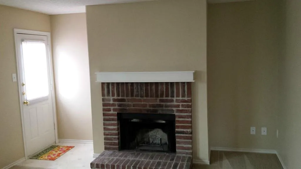 3 bed, 1892 sqft, $2,200 — Photo 4