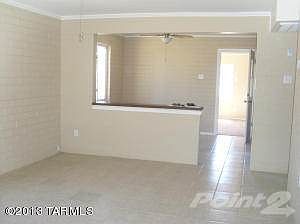 Living Room Open to Eating Area