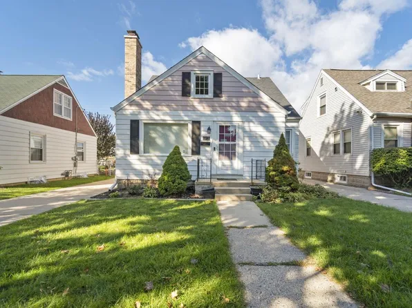 1813 South 55th STREET, West Milwaukee, WI 53214