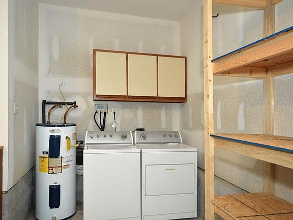 Washer & dryer not included