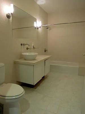 Rented by Keller Williams NYC | media 20