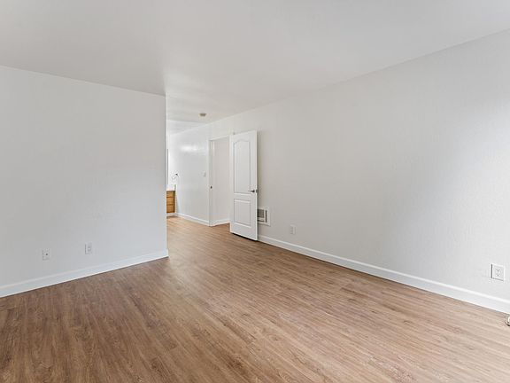 5th image of 1345 Cabrillo Park Dr APT Q10