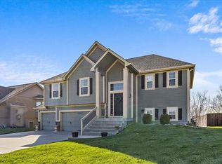 7420 N Tipton Ave, Kansas City, MO 64152