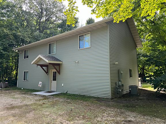 2nd image of 41860 County Highway 1
