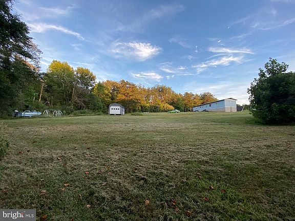 3rd image of 6030 Bradley Ln