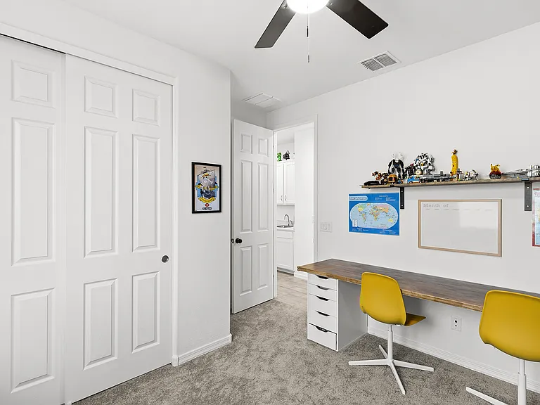 17770 W Running Deer Trl — Photo 27