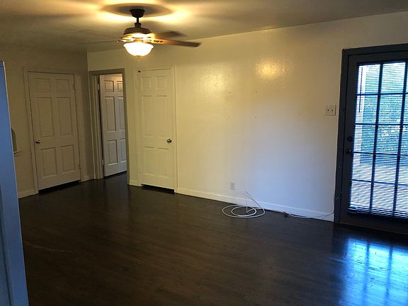 4th image of 415 E Olmos Dr