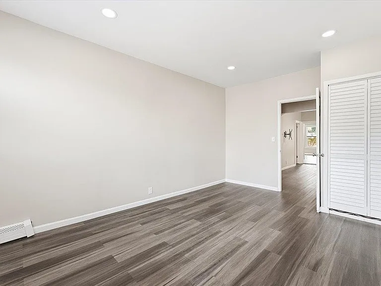 169 Zabriskie St #1 — Photo 21