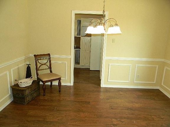 5th image of 2315 Kingsridge Dr